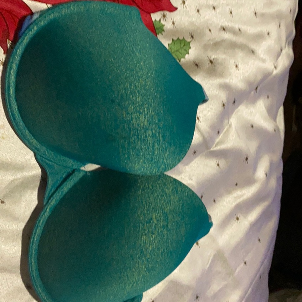 Victoria’s Secret bra